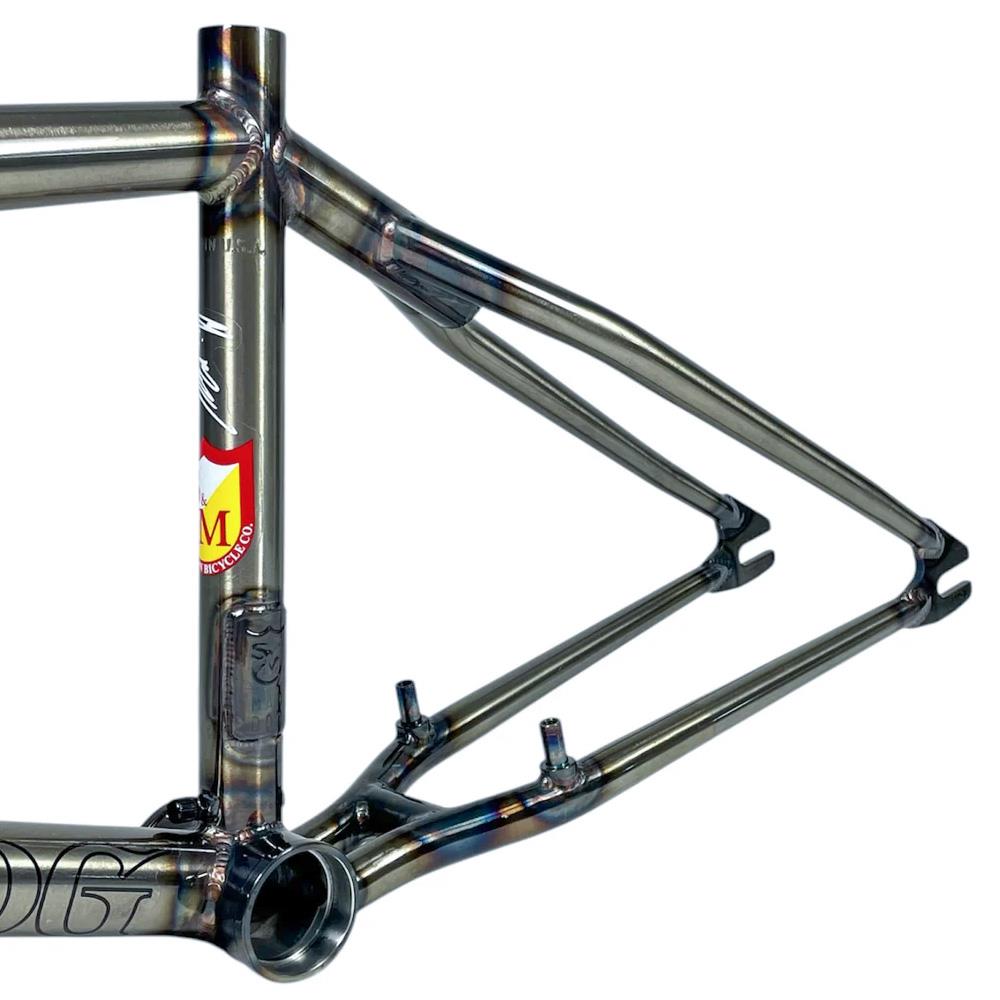 S&M Mad Dog Frame w/990 Mounts – Source BMX