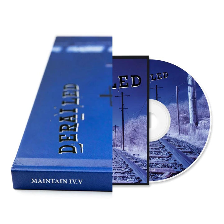 Maintain IV.V - Derailed Book and DVD Combo