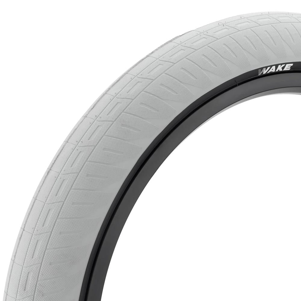 Kink Wake Tire