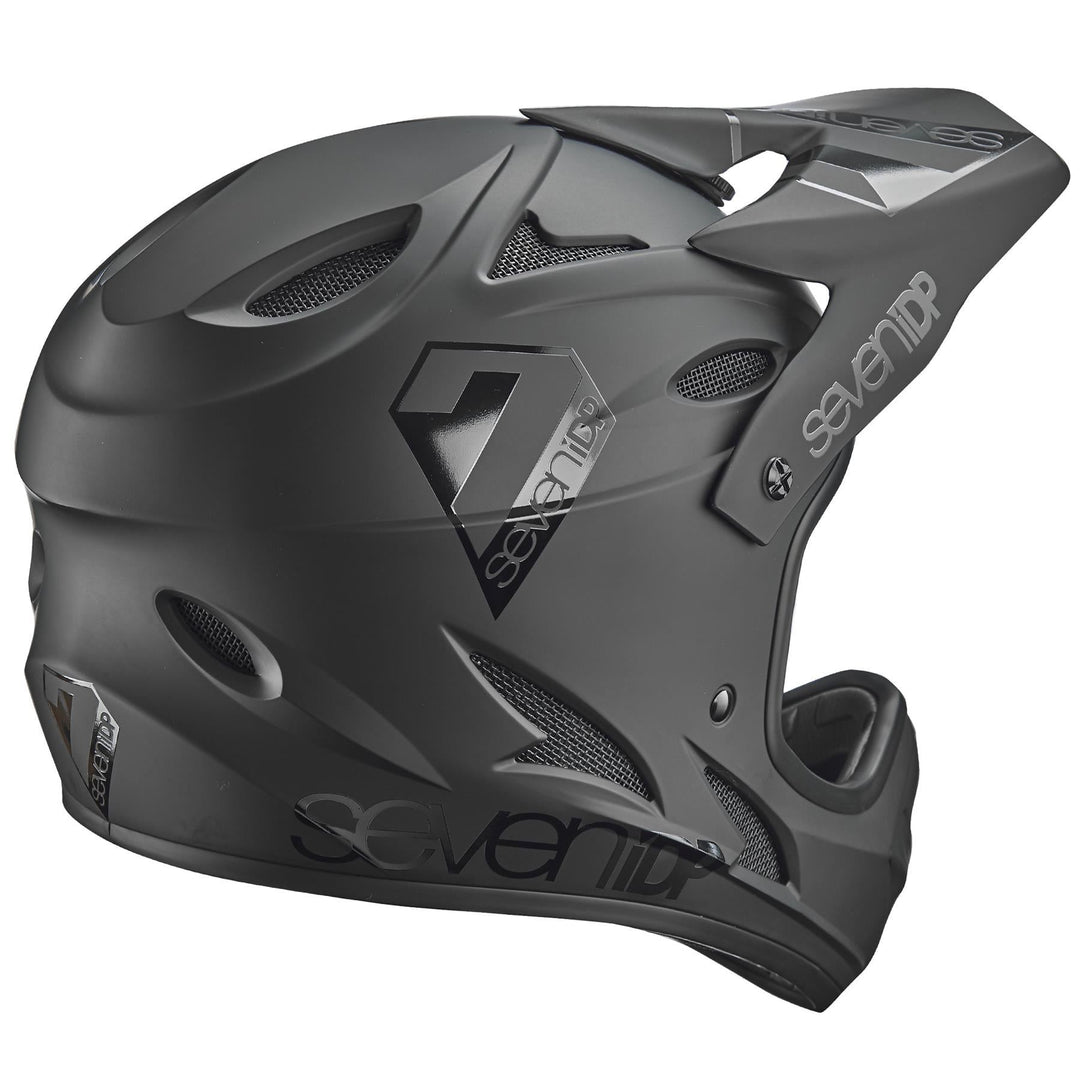 Seven iDP M1 Race Helmet Seven iDP M1 Race Helmet