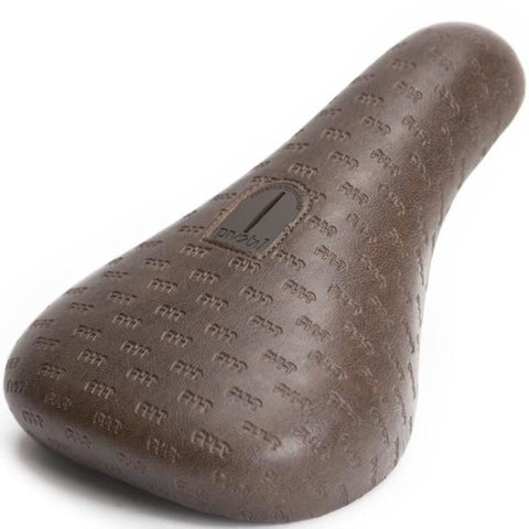 Cult pivotal seat clearance