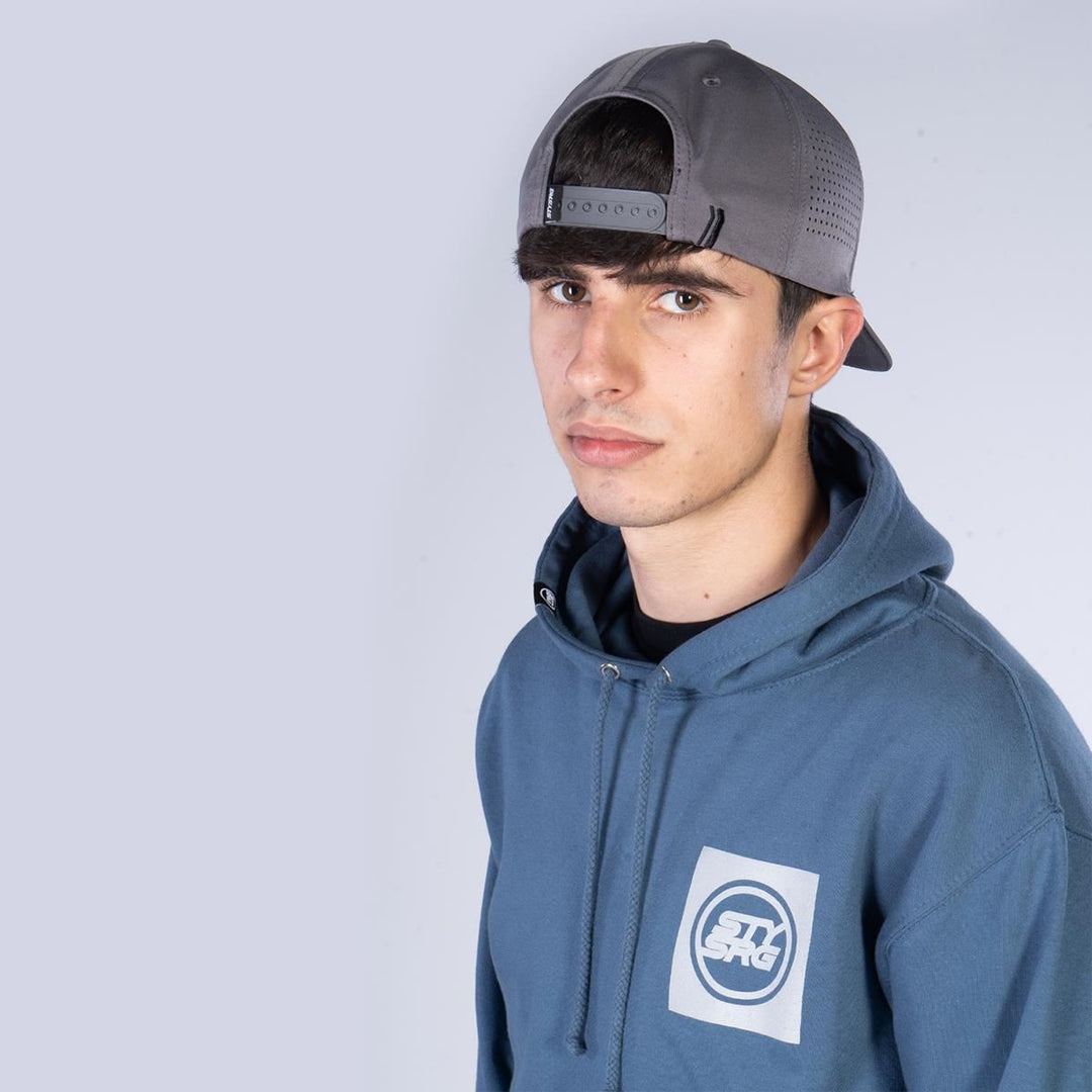 Stay Strong Icon Perf Snapback - Grey