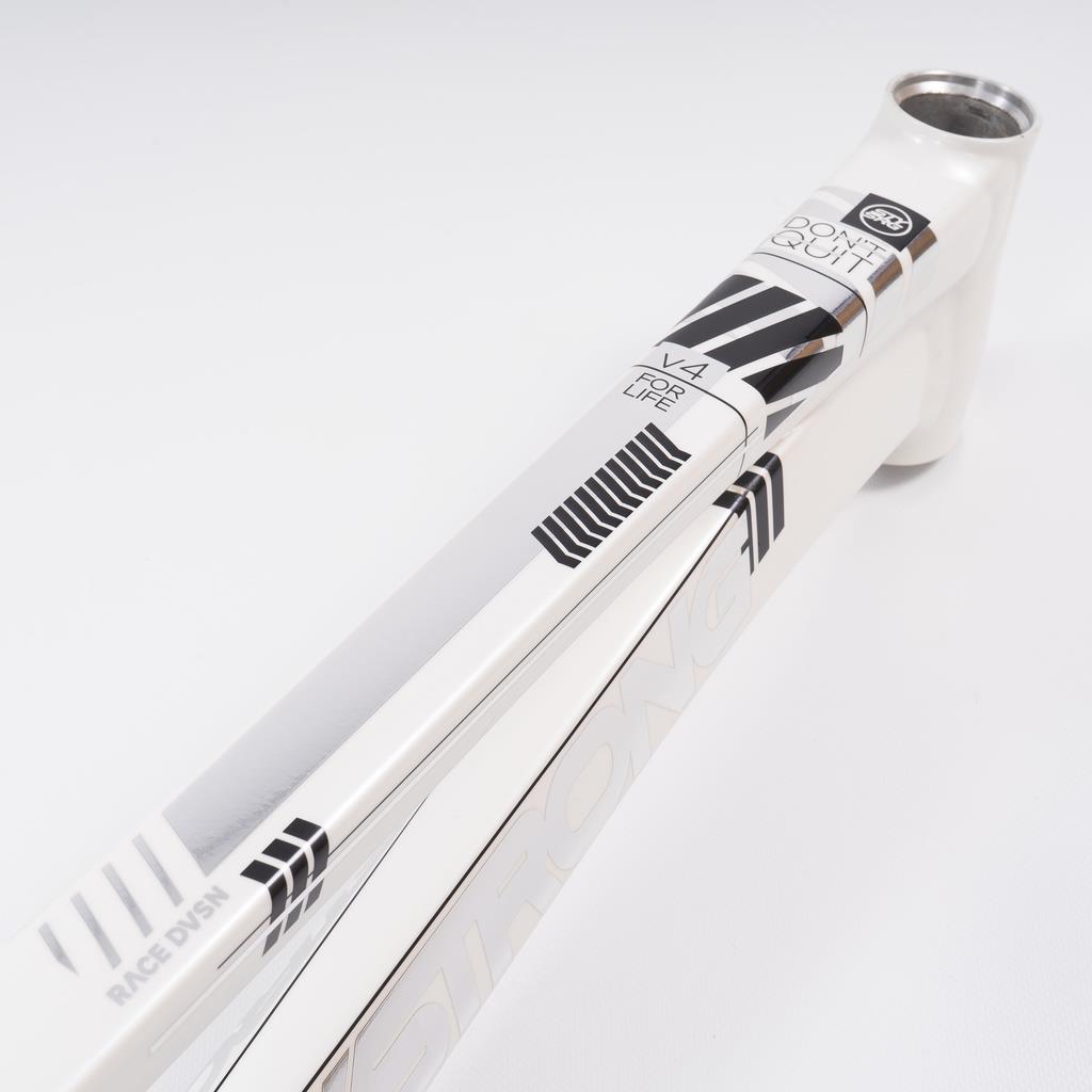 Stay Strong For Life 2023 V4 Pro Race Frame