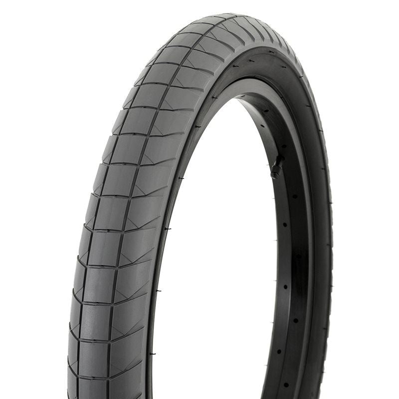 KIDS] Fly Fuego Tire 18