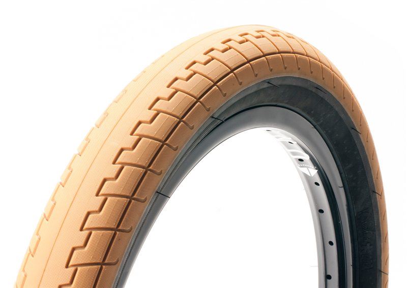 United Direct 2.4 Tyre