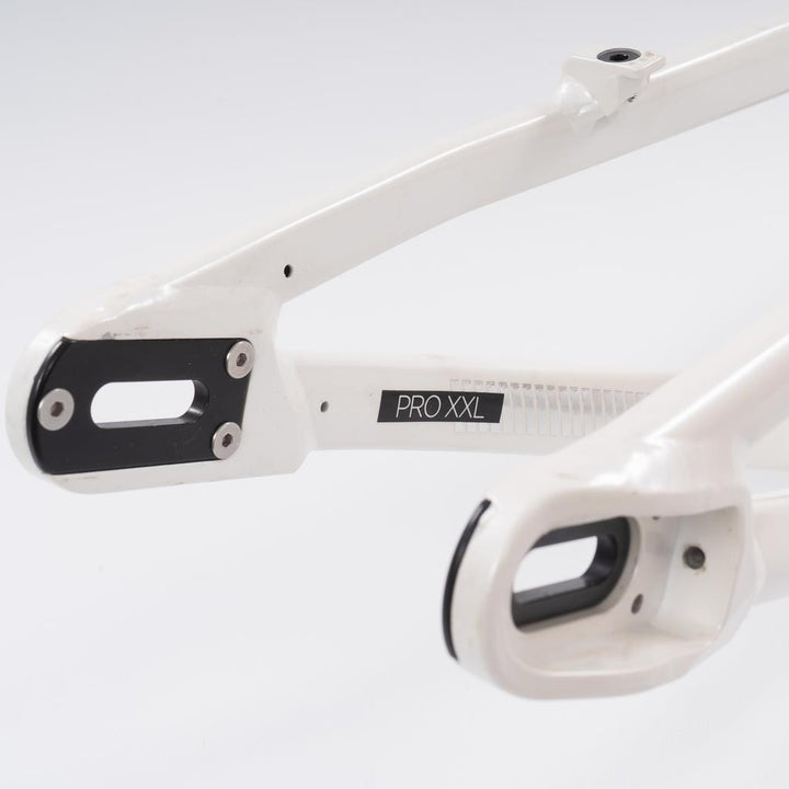 Stay Strong For Life 2023 V4 Pro Race Frame